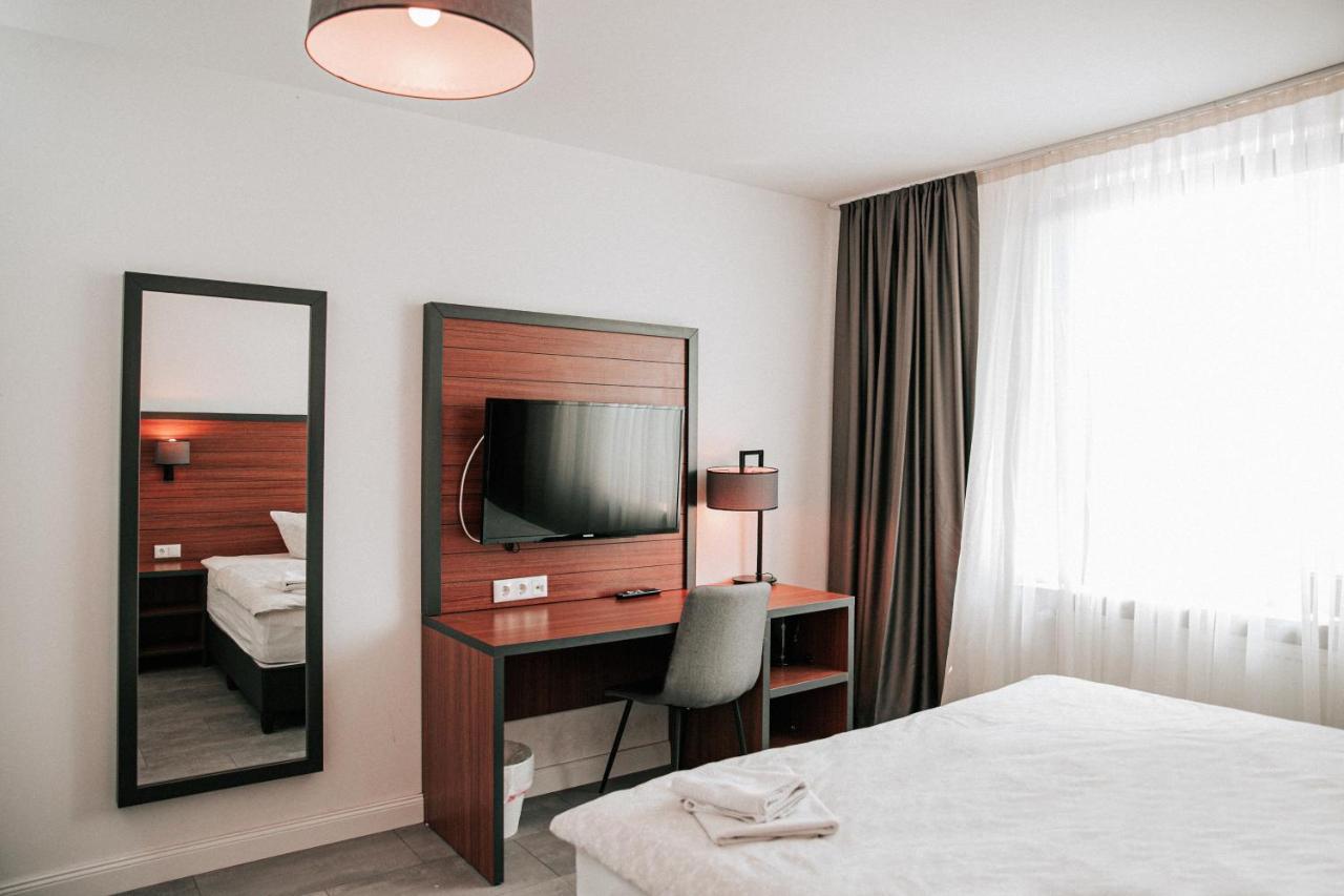 Domizil Hostel *